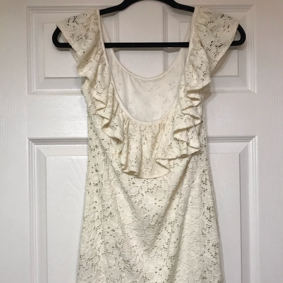 Lace pattern off-white/eggshell dress - Picture 1 of 4